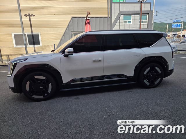 Kia EV9 из Кореи Encar