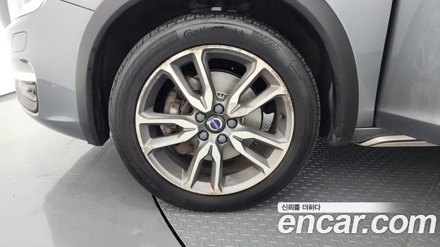 Volvo V60 из Кореи Encar