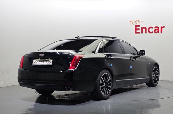 Cadillac CT6 2.0 Turbo — пробег 174 660 км — фото 2 из 5