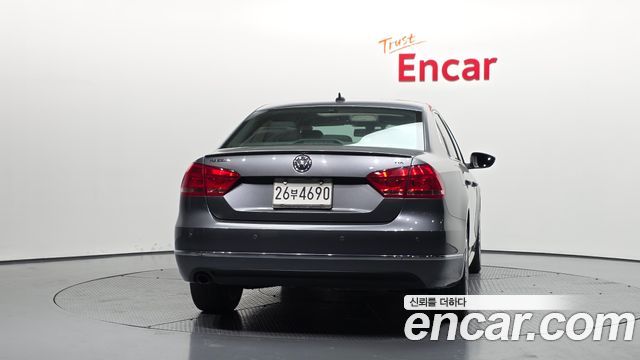 Volkswagen Passat 2.0 TDI B7 — пробег 168 203 км — фото 4 из 5