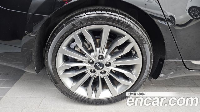 Kia K7 из Кореи Encar