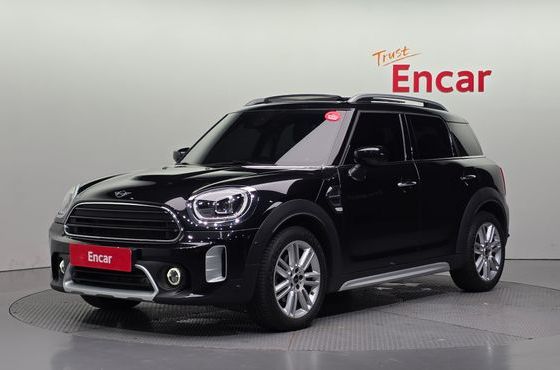 Mini Countryman Classic Plus Launch Pack 2nd Gen — пробег 18 163 км — фото 1 из 5