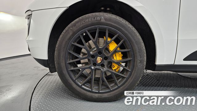 Porsche Macan из Кореи Encar
