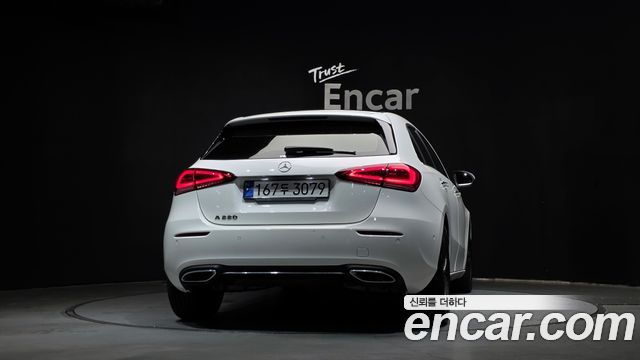 Mercedes-Benz A-Class A220 Hatchback — пробег 94 671 км — фото 4 из 5