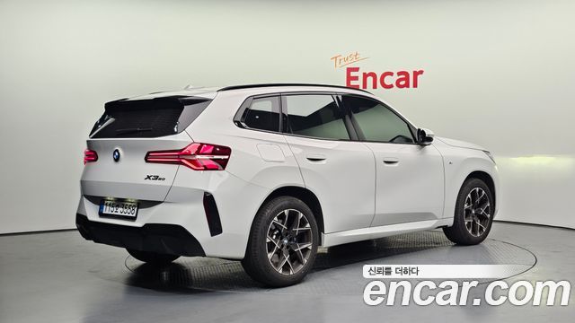 BMW X3 xDrive 20 — пробег 7 819 км — фото 2 из 5