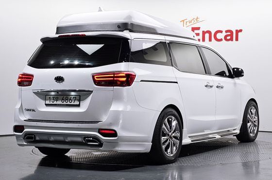 Kia Carnival 9-Seater Noblesse Special — пробег 102 822 км — фото 2 из 5