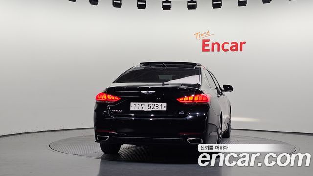 Hyundai Genesis из Кореи Encar