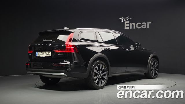 Volvo V60 из Кореи Encar