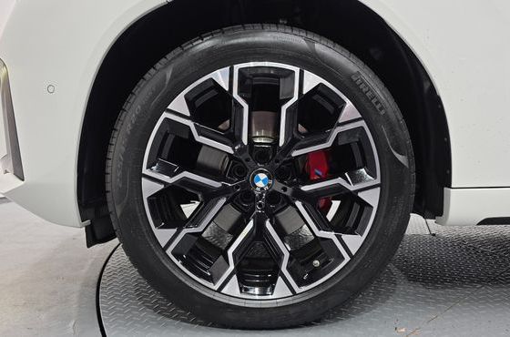 BMW X3 xDrive 20 M Sport Pro — пробег 9 546 км — фото 5 из 5