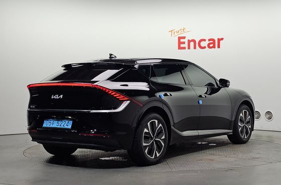 Kia EV6 Long Range Earth — пробег 44 364 км — фото 2 из 5