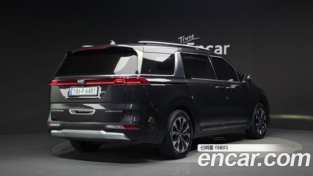 Kia Carnival 7-Seater Signature — пробег 141 455 км — фото 2 из 5