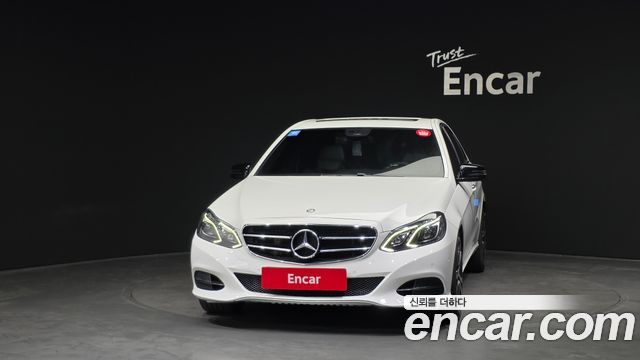 Mercedes-Benz E-Class E220 Bluetec Avantgarde Sport — пробег 84 787 км — фото 3 из 5