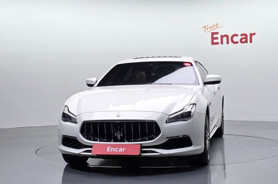 Maserati Quattroporte 3.0 V6 Granlusso — пробег 16 715 км — фото 3 из 5
