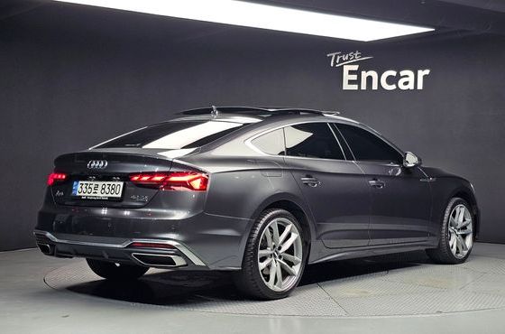 Audi A5 40 TDI Quattro Premium Sportback — пробег 48 759 км — фото 2 из 5
