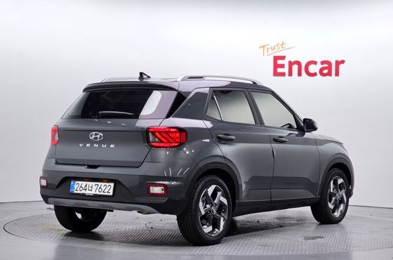Hyundai Venue 1,6 Premium — пробег 6 477 км — фото 2 из 5
