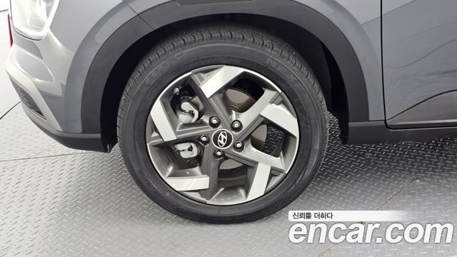 Hyundai Venue из Кореи Encar
