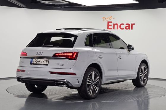 Audi Q5 45 TFSI Quattro Premium — пробег 81 488 км — фото 2 из 5