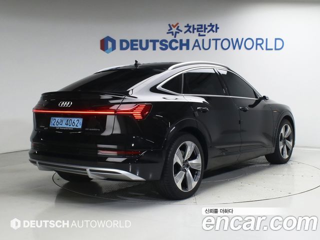 Audi e-tron из Кореи Encar