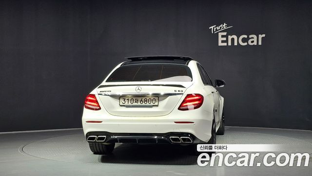 Mercedes-Benz E-Class из Кореи Encar