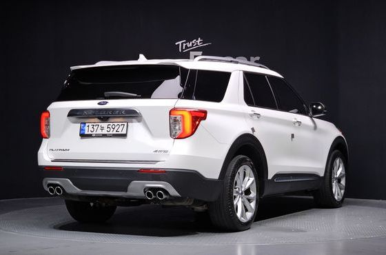 Ford Explorer 3.0 Platinum 4WD — пробег 36 502 км — фото 2 из 5