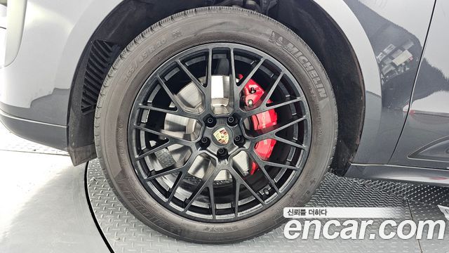 Porsche Macan из Кореи Encar