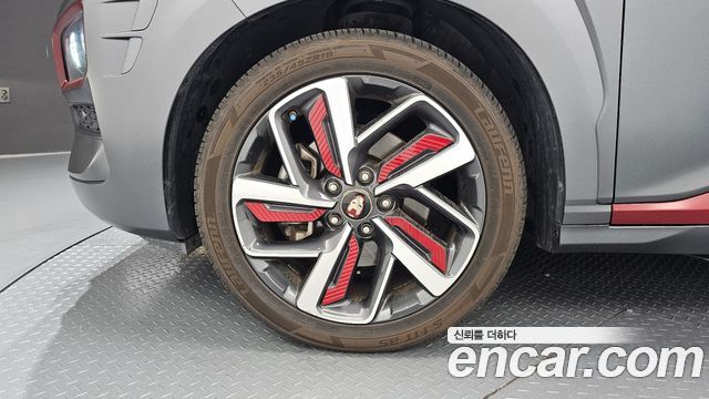 Hyundai Kona из Кореи Encar