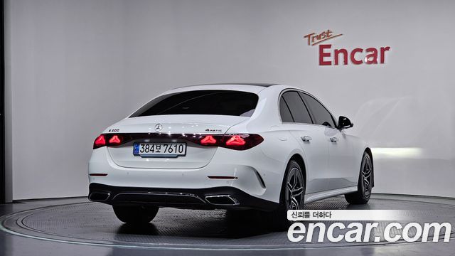 Mercedes-Benz E-Class E300 4MATIC AMG Line — пробег 33 813 км — фото 2 из 5