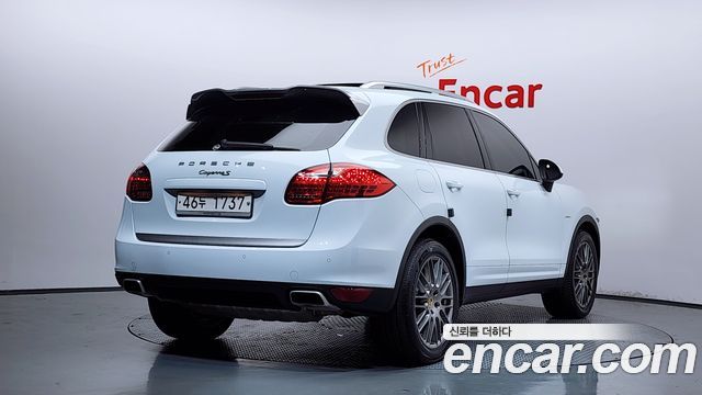 Porsche Cayenne 3.0 Diesel Platium Edition 958 — пробег 143 404 км — фото 2 из 5
