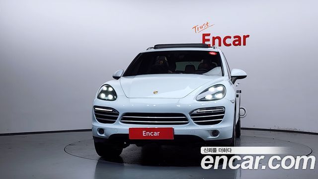 Porsche Cayenne 3.0 Diesel Platium Edition 958 — пробег 143 404 км — фото 3 из 5