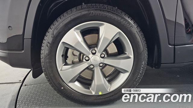 Jeep Cherokee из Кореи Encar