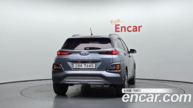 Hyundai Kona из Кореи Encar