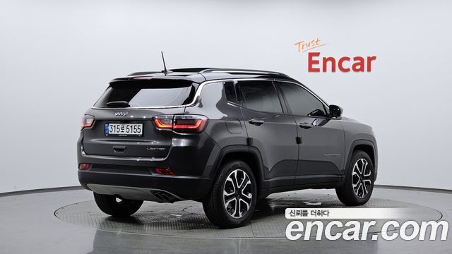 Jeep Compass из Кореи Encar