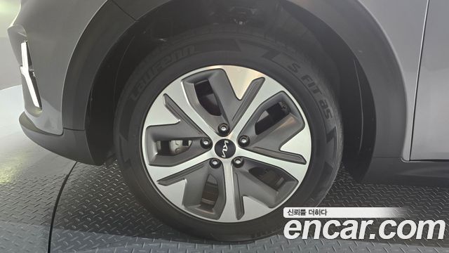 Kia Niro из Кореи Encar
