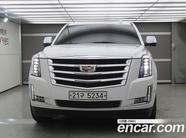 Cadillac Escalade 6.2 4th — пробег 95 908 км — фото 2 из 5