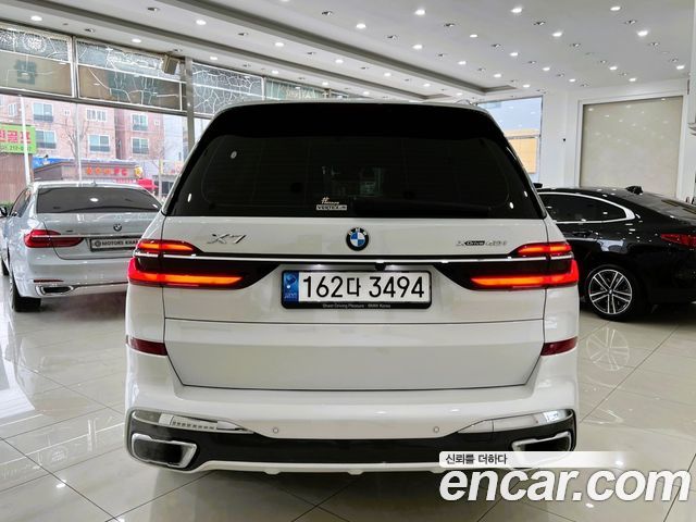 BMW X7 xDrive 40i M Sport 6STR — пробег 67 595 км — фото 4 из 5