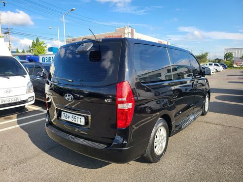 Hyundai Starex 12-Seater Wagon Smart — пробег 52 688 км — фото 5 из 5