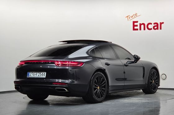 Porsche Panamera 3.0 AWD — пробег 72 165 км — фото 2 из 5