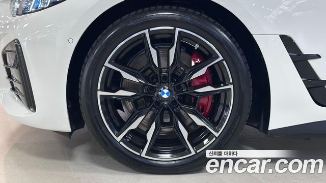 BMW i4 из Кореи Encar