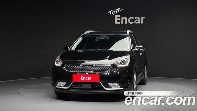 Kia Niro Prestige — пробег 37 955 км — фото 3 из 5