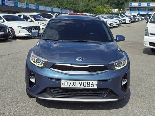 Kia Stonic Diesel 1.6 Prestige — пробег 76 830 км — фото 2 из 5