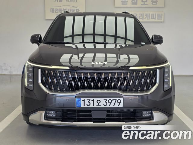 Kia Carnival 9-Seater Signature — пробег 16 761 км — фото 1 из 5
