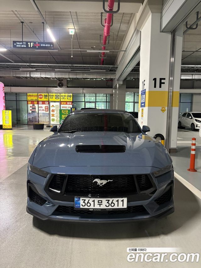 Ford Mustang 5.0 GT Premium Convertible — пробег 1 100 км — фото 2 из 5
