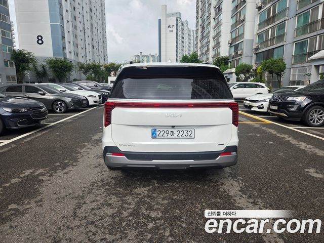 Kia Carnival HEV 9 seater Prestige — пробег 10 100 км — фото 4 из 5