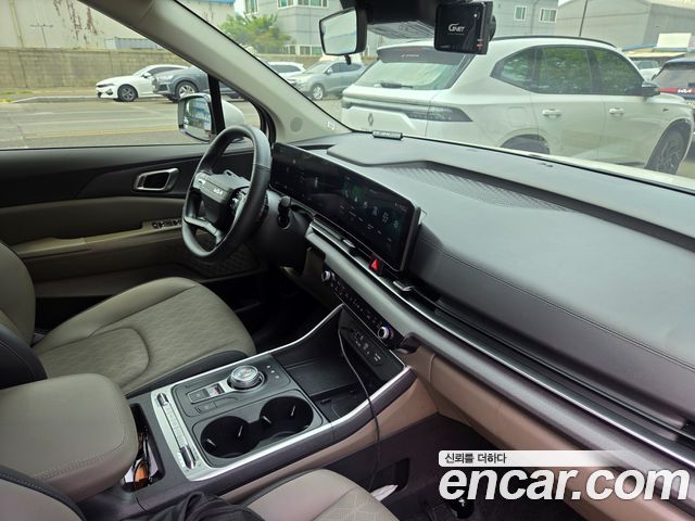 Kia Carnival HEV 9 seater Prestige — пробег 10 100 км — фото 5 из 5