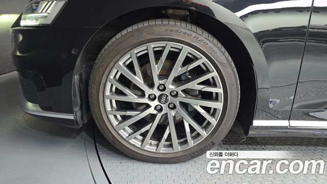 Audi A8 из Кореи Encar