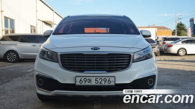 Kia Carnival из Кореи Encar