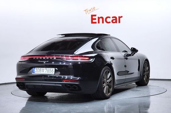 Porsche Panamera 2.9 AWD Platinum Edition — пробег 36 245 км — фото 2 из 5