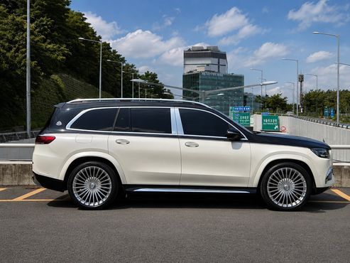 Mercedes-Benz GLS-Class Maybach GLS600 4MATIC — пробег 37 420 км — фото 4 из 5