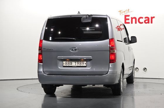Hyundai Starex Van 5-Seater Smart — пробег 120 621 км — фото 4 из 5