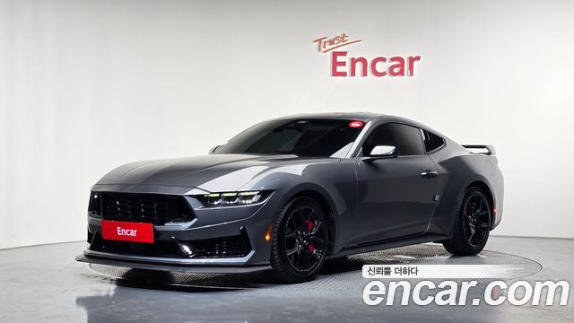 Ford Mustang 2.3 EcoBoost Premium Coupe — пробег 27 298 км — фото 1 из 5